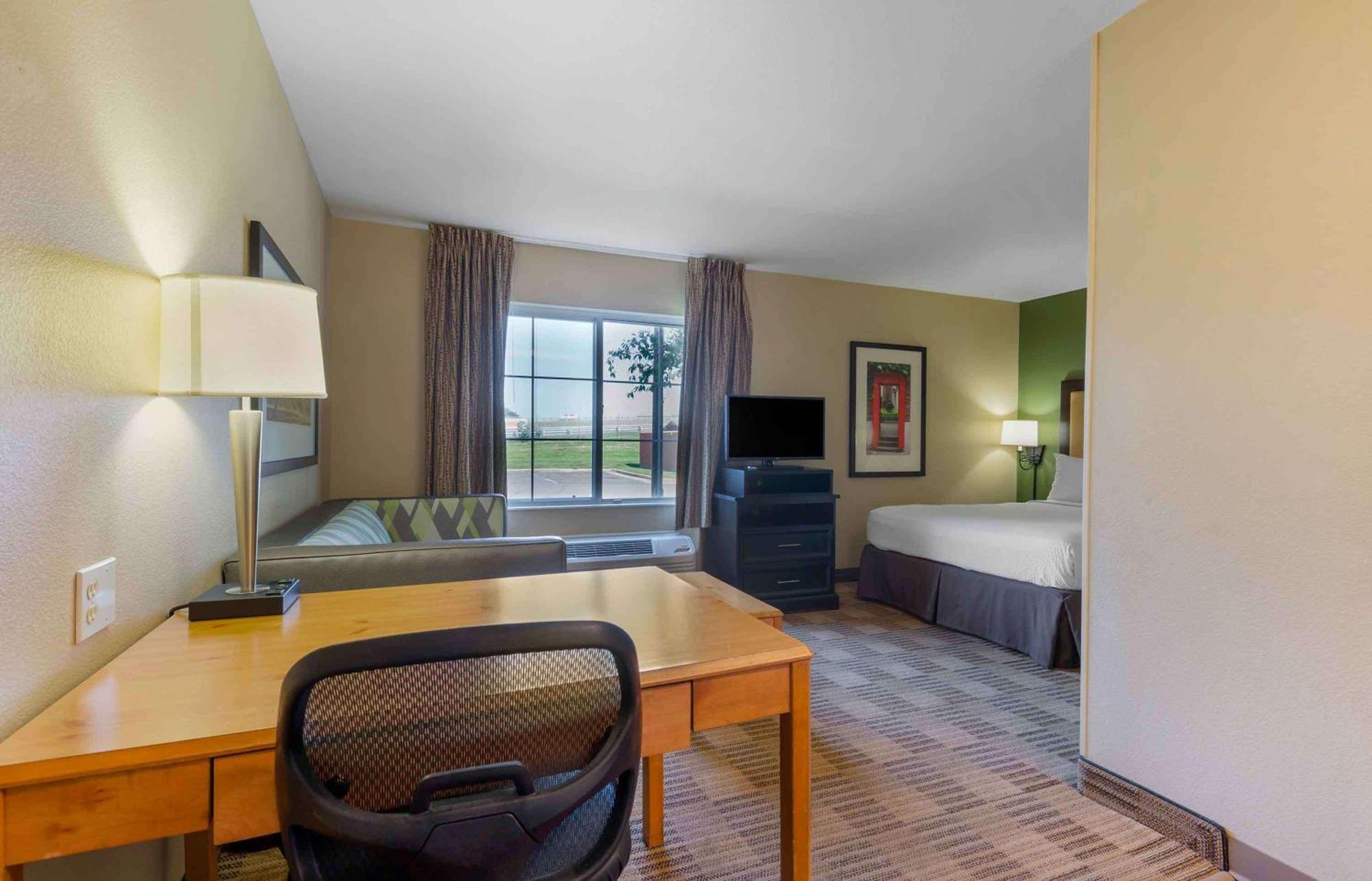 Mainstay Suites Washington Dulles Airport Чантилли Экстерьер фото
