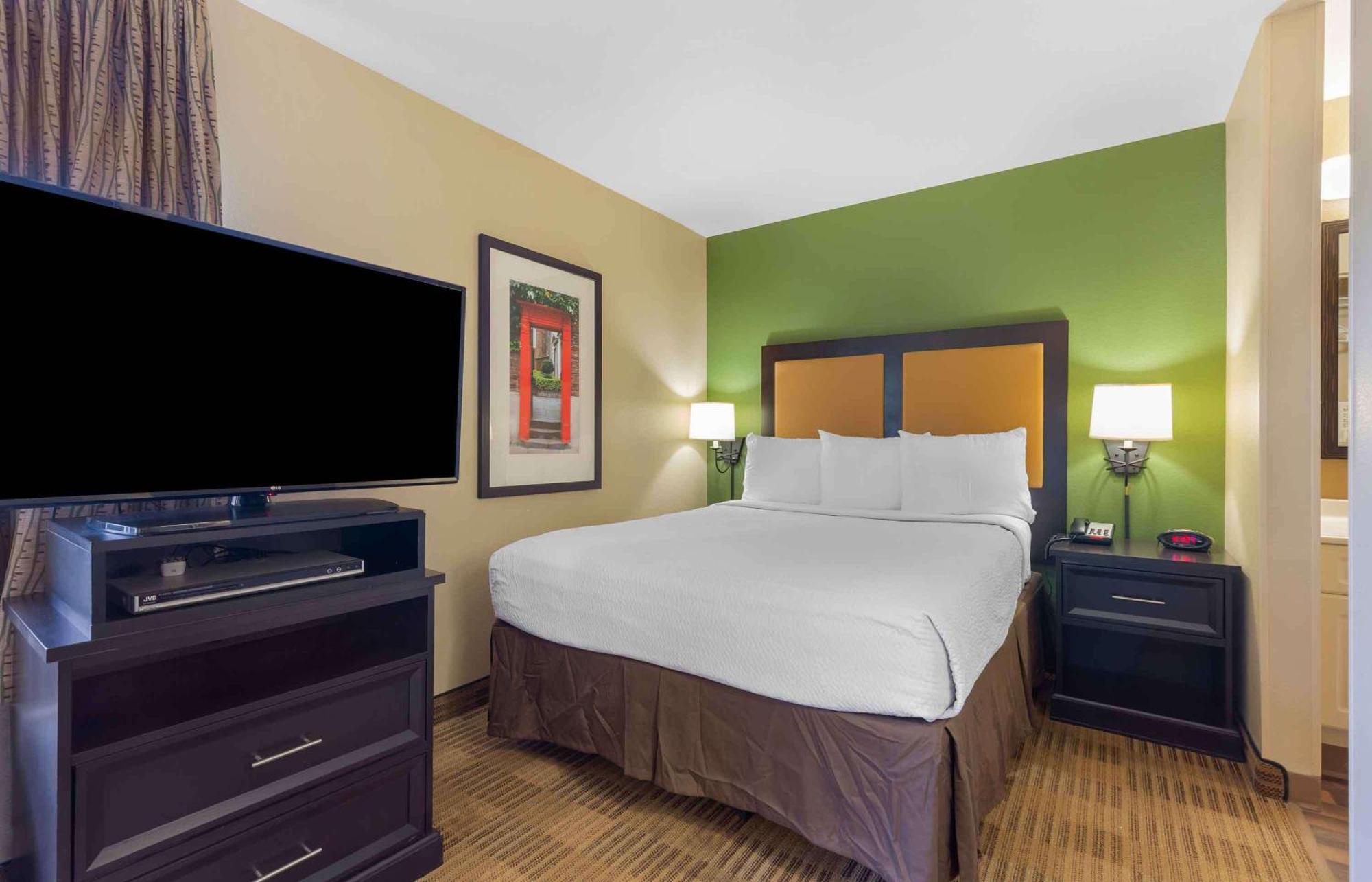 Mainstay Suites Washington Dulles Airport Чантилли Экстерьер фото